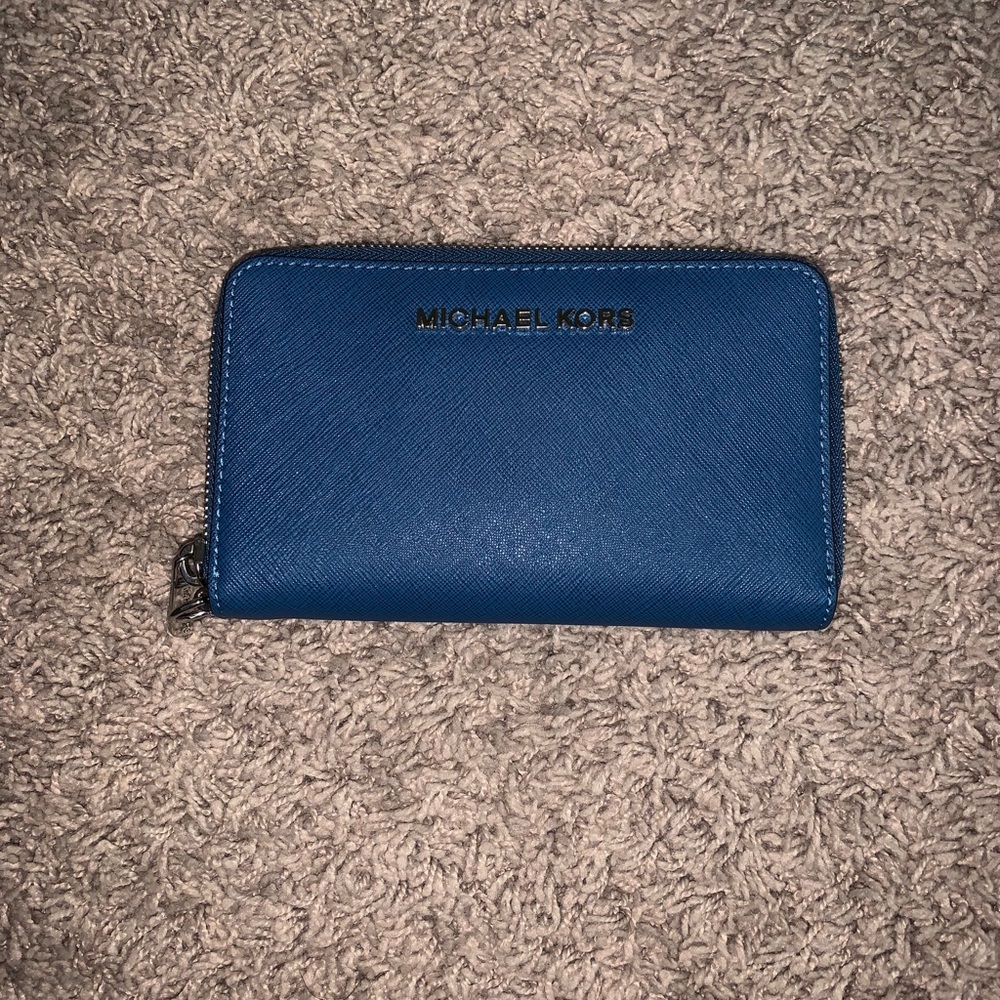 Micheal kors wallet